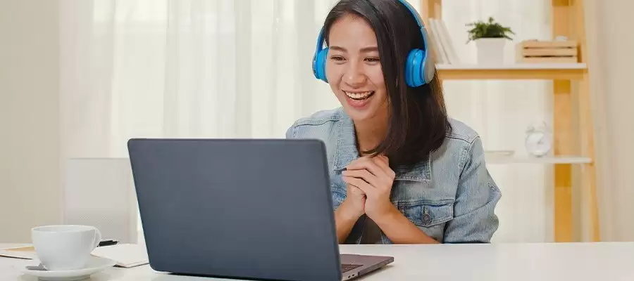 Online Eğitimle Yurtdışı Hayalinize Bir Adım Daha Yaklaşın: 7 Önemli Avantaj