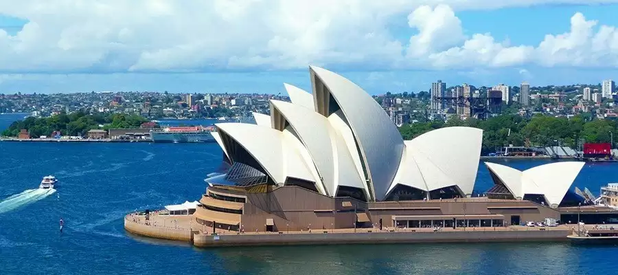 Avustralya'da Yurtdışı Eğitim: İş Fırsatları, Dil Becerileri ve Kültürel Etkileşim