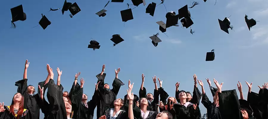 Yurtdışı Üniversite Diplomaları Türkiye'de Geçerli mi?