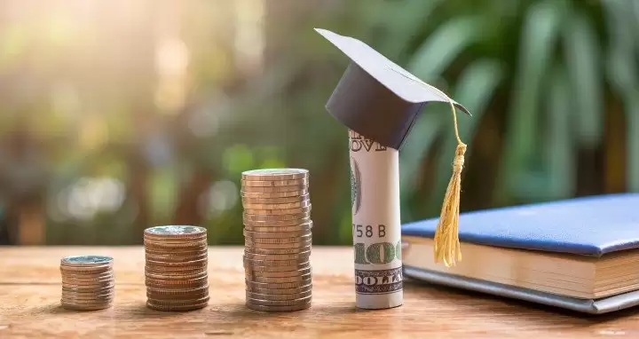 İtalya'daki Eğitiminizi Finanse Etmek için Bilmeniz Gereken Her Şey