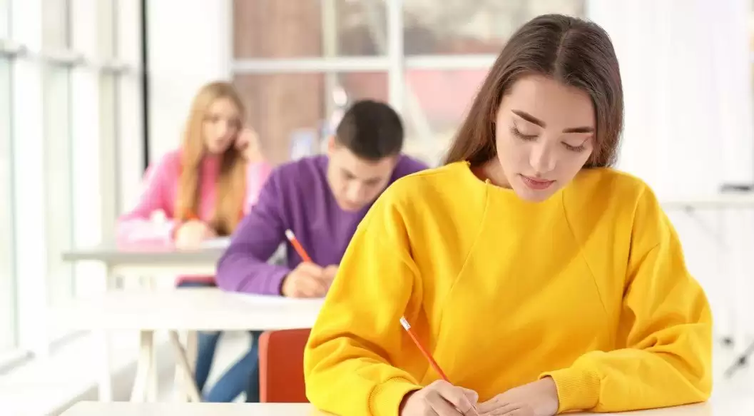 Endless Abroad Avropada İmtahansız Universitet Seçimlərini kəşf edin!