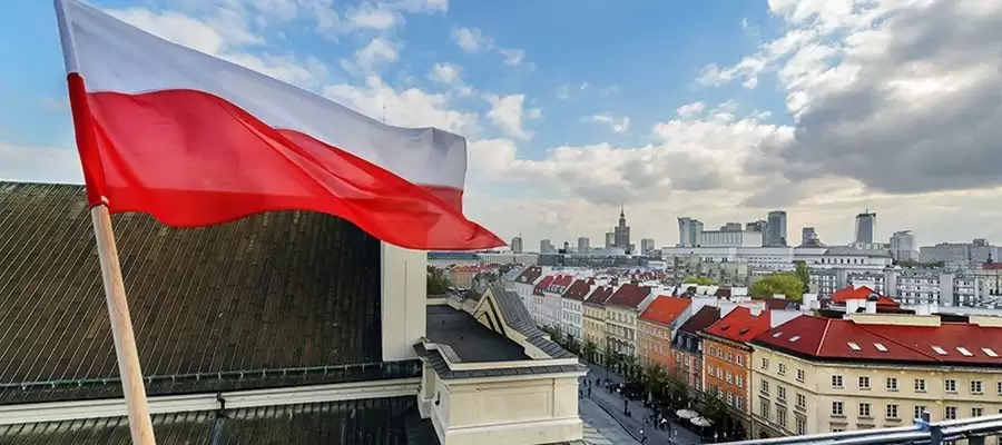 Polonya’da Konuşulan Dil Nedir?