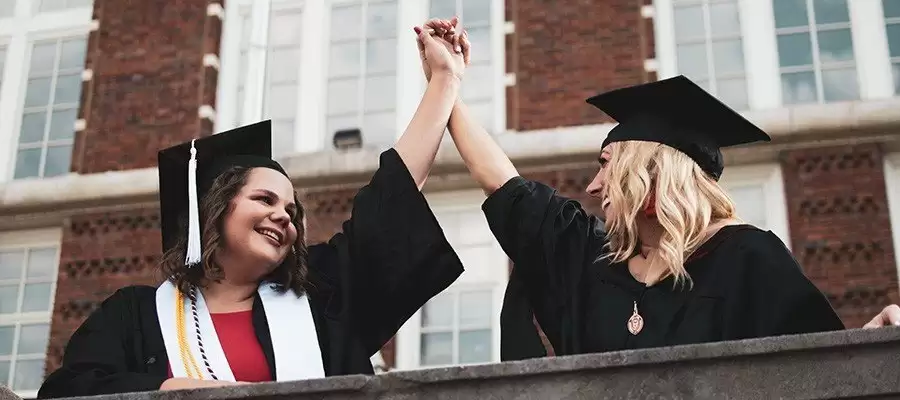 İngiltere’de Mezunların En Çok Para Kazandığı 10 Meslek